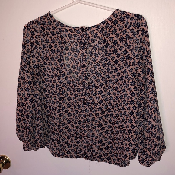 Flower blouse - Picture 2 of 3